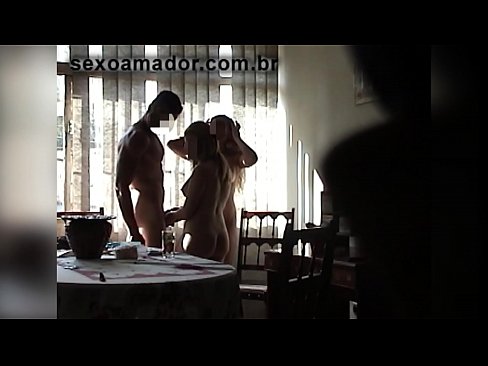 ❤️ Сэкс-сябры запрашаюць мужчыну-гіганта і ўтрох з ім ❌ Порна на be.watchhentai.ru